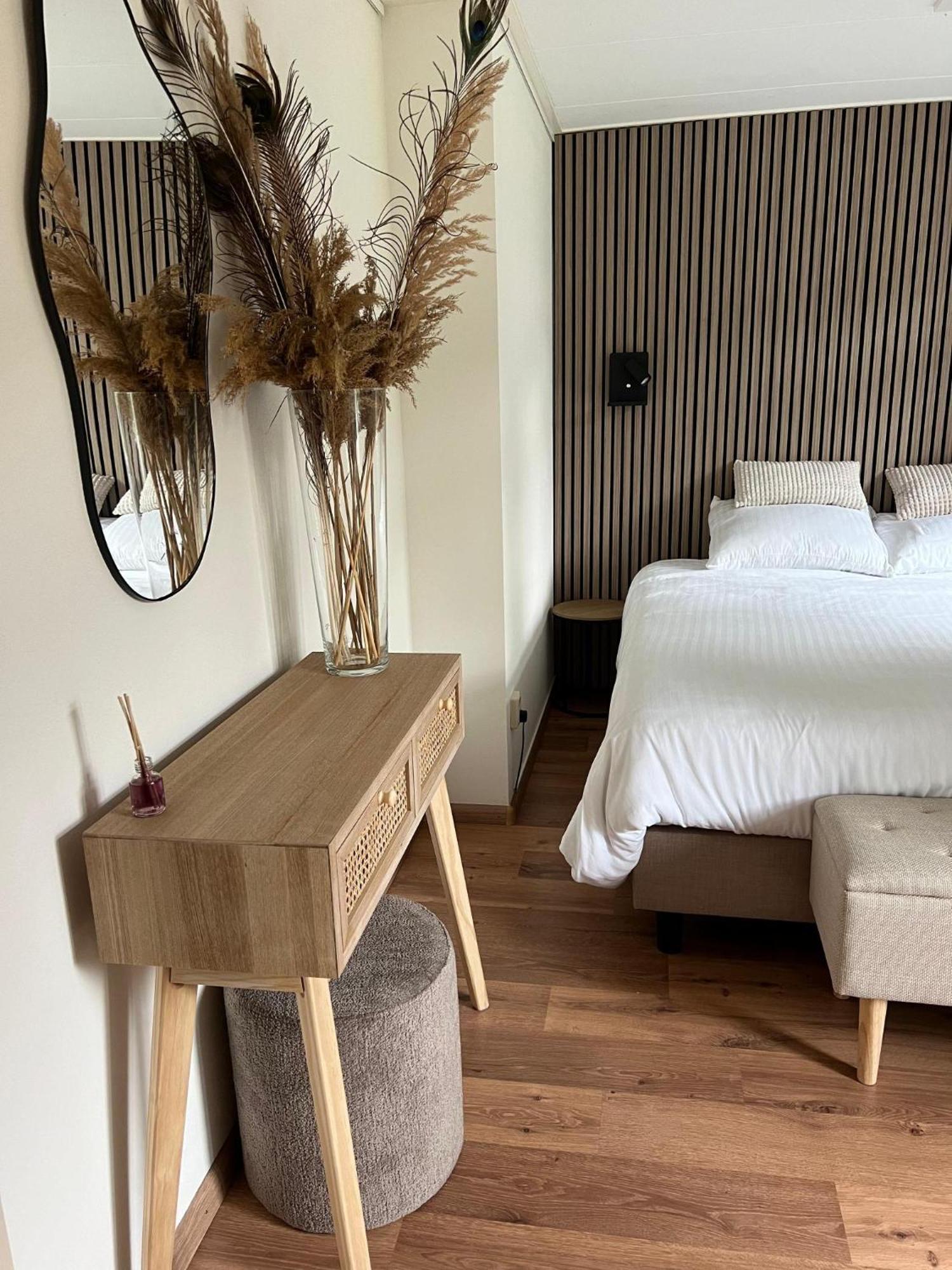 Luxe Boshuisje Met Prive Wellness & Jacuzzi Op De Veluwe Ermelo Exterior foto